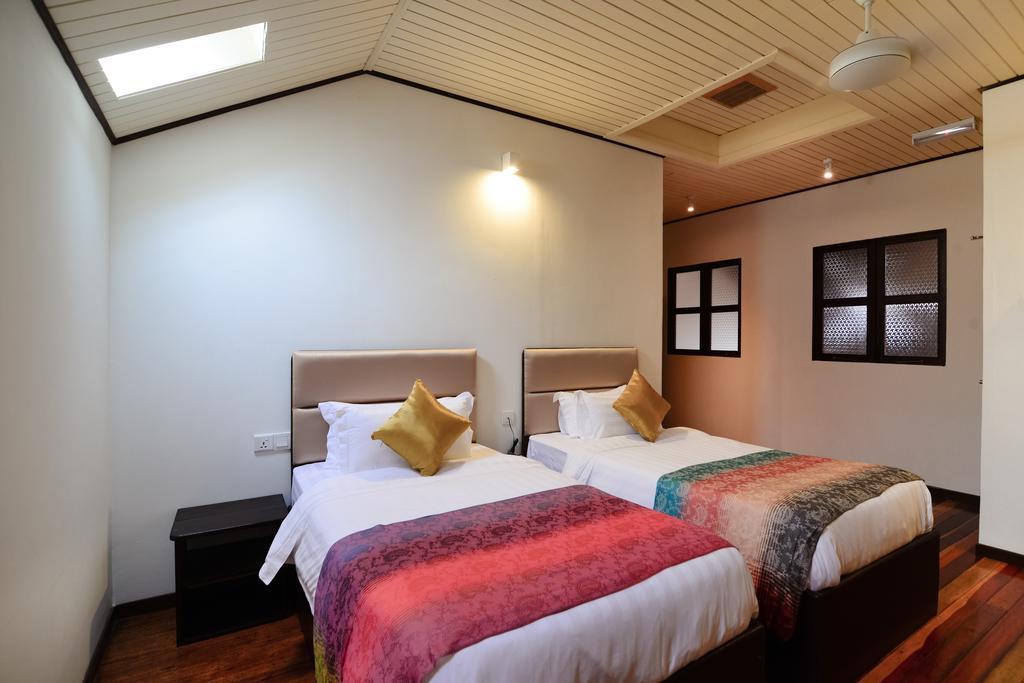 Sarang Paloh Heritage Stay Ίπο Δωμάτιο φωτογραφία